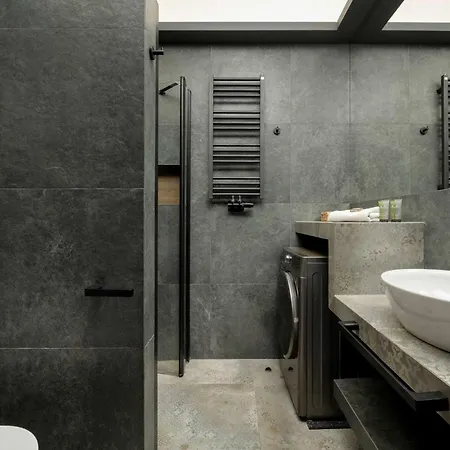 Apartment Stylish With Parking By Renters *