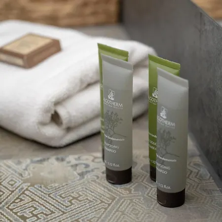 Apartment Stylish With Parking By Renters Breslau