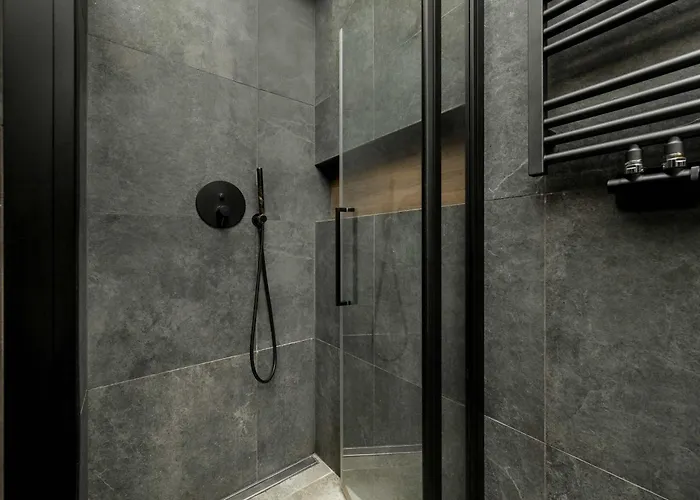 Stylish With Parking By Renters Appartamento Breslavia