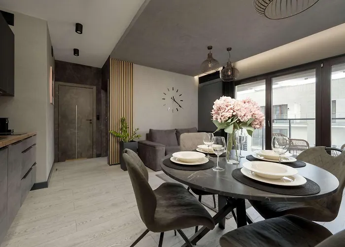 Appartamento Stylish With Parking By Renters Breslavia