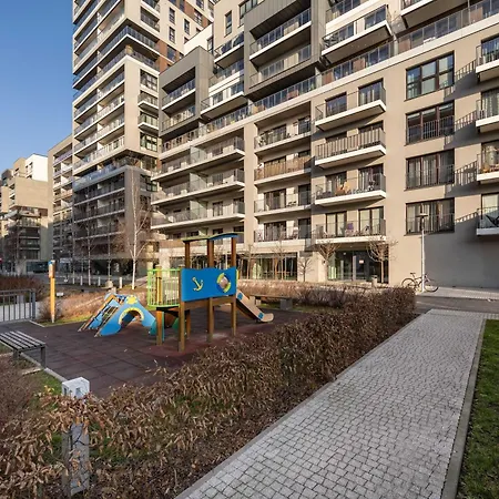 Lejlighed Stylish With Parking By Renters