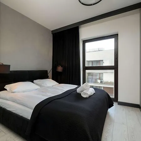 Апартаменты Stylish With Parking By Renters Вроцлав
