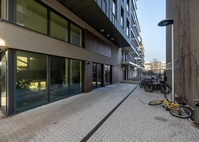 Stylish With Parking By Renters Wrocław