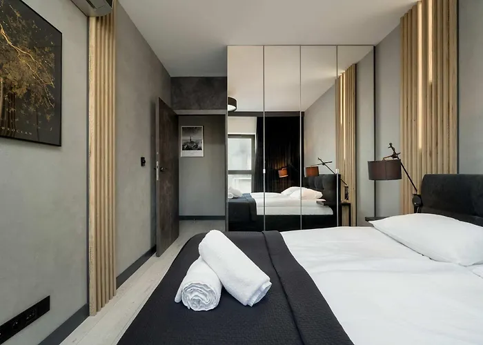 Stylish With Parking By Renters * Wrocław