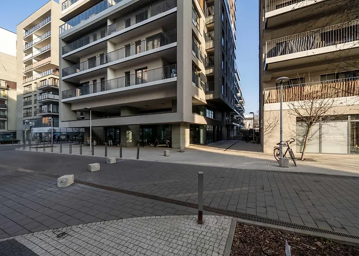 Stylish With Parking By Renters * Wrocław